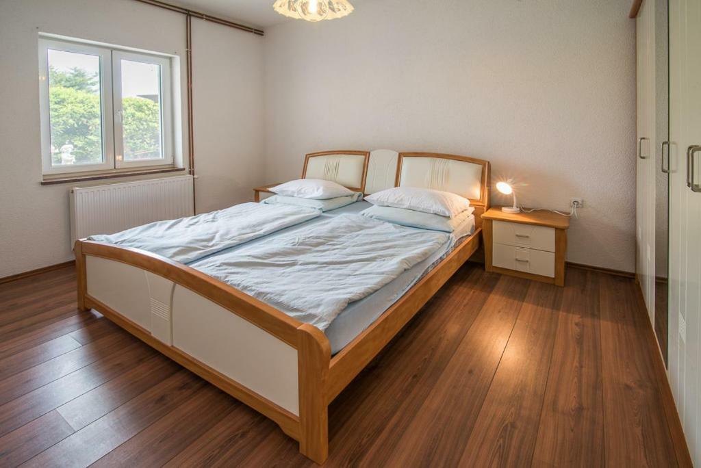 Beljan Apartments Krk Town Exterior photo